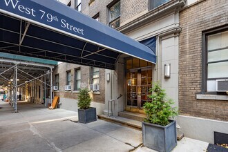 Marboro Apartments in New York, NY - Building Photo - Building Photo