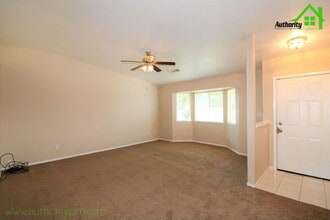 2566 Capella St in Redding, CA - Building Photo - Building Photo
