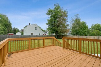 343 Ray St in Portland, ME - Building Photo - Building Photo