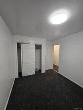 5-28 B 32nd St in Queens, NY - Building Photo - Building Photo