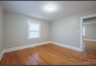 1818 Pennsylvania Ave in Kannapolis, NC - Foto de edificio - Building Photo
