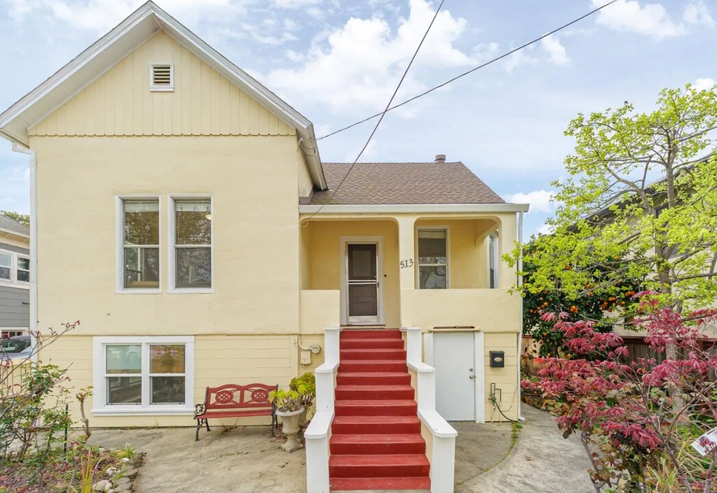 513 C St in San Rafael, CA - Building Photo