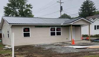 212 E 1st St in Van Wert, OH - Building Photo