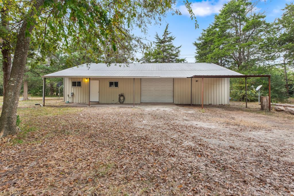 6601 Fountain Switch Rd in Bryan, TX - Foto de edificio