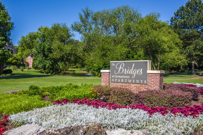 The Bridges at Germantown Apartments in Germantown, TN - Building Photo - Building Photo