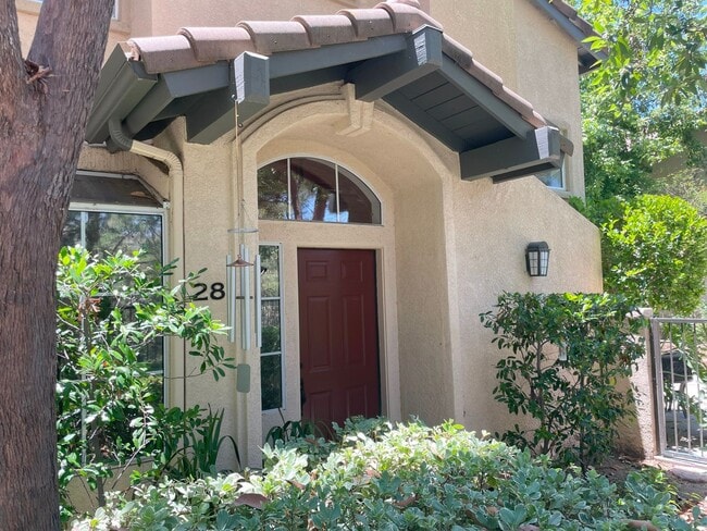 property at 28 Tierra Montanosa