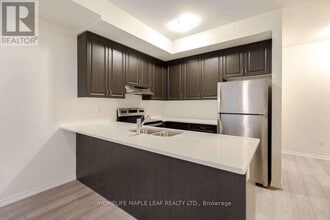 2563 Mojave Path in Oshawa, ON - Building Photo - Building Photo