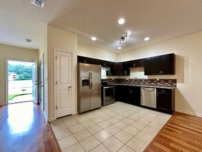 3609 Vidus Ct in Jacksonville, FL - Building Photo - Building Photo