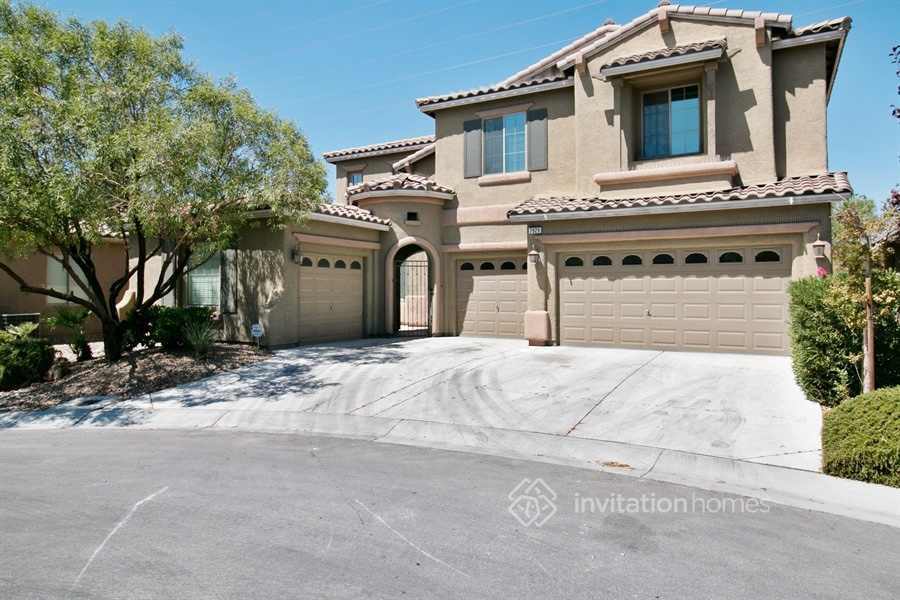 7929 Farralon Ridge Ct in Las Vegas, NV - Building Photo