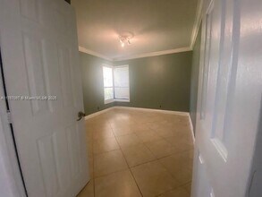 3933 Cocoplum Cir in Coconut Creek, FL - Building Photo - Building Photo
