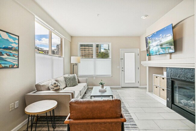 1727 Pearl St, Unit SI ID1221774P in Denver, CO - Building Photo - Building Photo