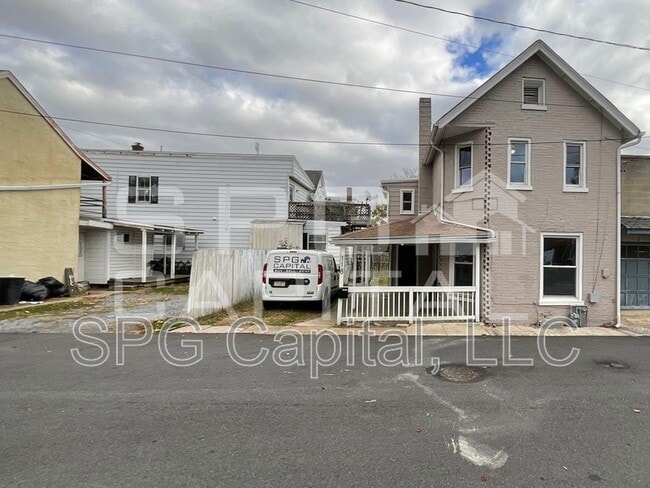 property at 118 S Harrison Ave