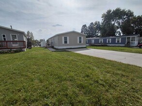 308 22nd St NW in Stewartville, MN - Building Photo - Building Photo