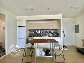 1068 Fulton St, Unit 7B in Brooklyn, NY - Building Photo - Building Photo
