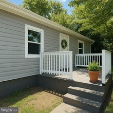 87 Becks Ln in Inwood, WV - Building Photo - Building Photo