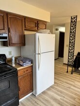 906 Shady Ln in Ladysmith, WI - Foto de edificio - Building Photo