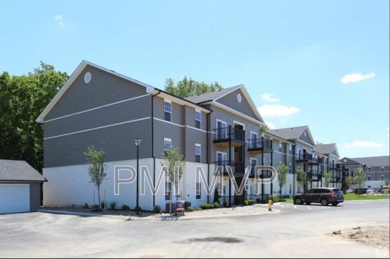 874 Taylor Station Rd in Gahanna, OH - Building Photo
