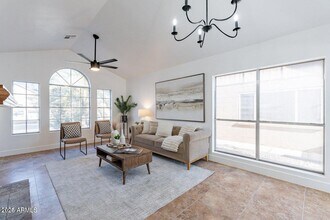 5248 N 102nd Ave in Glendale, AZ - Building Photo - Building Photo