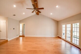 11920 Meadowfire Dr in Austin, TX - Foto de edificio - Building Photo