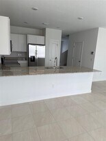 5028 Elderberry St in Haverhill, FL - Building Photo