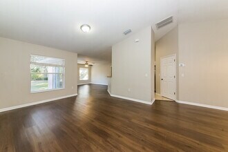 2819 93rd Ct E in Palmetto, FL - Foto de edificio - Building Photo