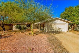 932 E Concorda Dr in Tempe, AZ - Building Photo
