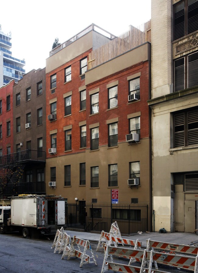 Irving Place Tenant Corp. in New York, NY - Building Photo - Building Photo