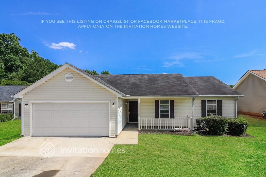 470 Amelia Grove Ln SE in Lawrenceville, GA - Building Photo