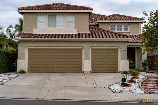 property at 6655 Hollycrest Ct