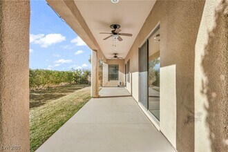 37 Stonemark Dr in Henderson, NV - Building Photo - Building Photo