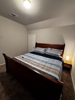 8746 Flounder Rosa Ln in Cypress, TX - Building Photo