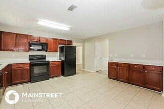665 Lakeridge Ct in Covington, GA - Building Photo - Building Photo