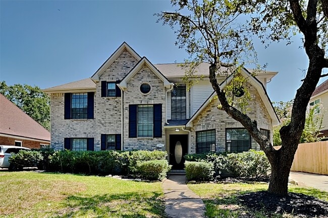 property at 2919 Double Lake Dr