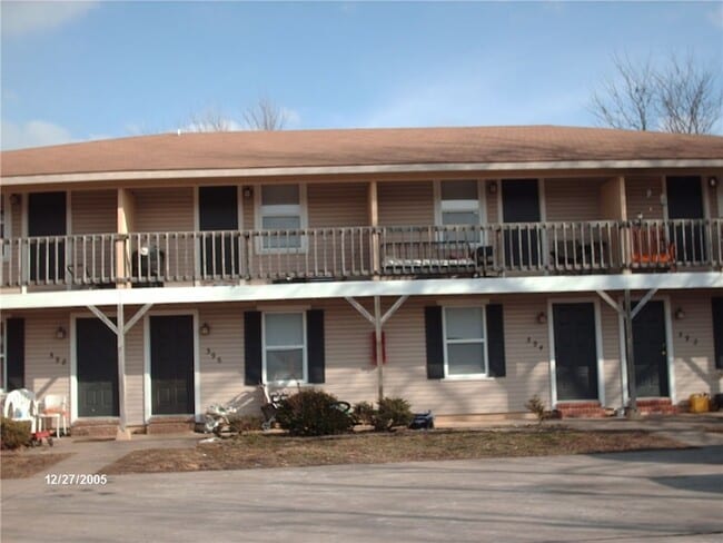 592 N Betty Jo Dr
