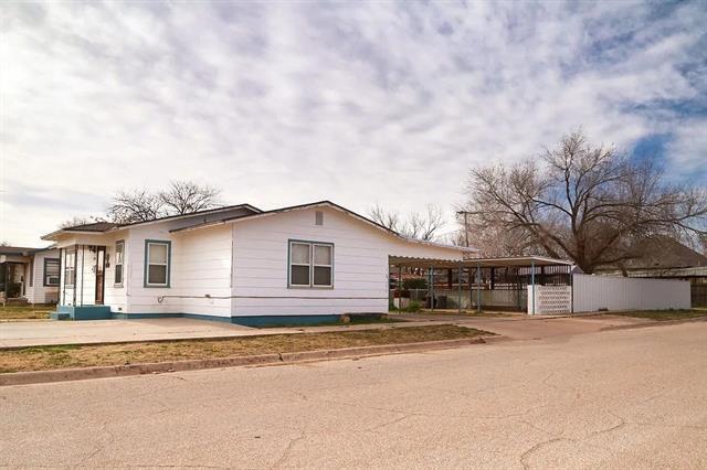 property at 2100 Johnson St