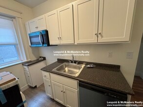 68 Woodstock Ave in Boston, MA - Building Photo - Building Photo