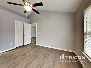 10036 Green Hedge Ave in Charlotte, NC - Building Photo - Building Photo