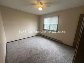 103 Grant in Bondurant, IA - Building Photo - Building Photo