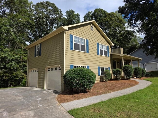 570 Remington Ln in Acworth, GA - Building Photo - Building Photo