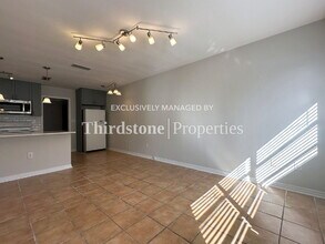 2855 Lydia St in Jacksonville, FL - Foto de edificio - Building Photo