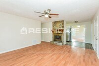 623 Crestmont Ct photo'