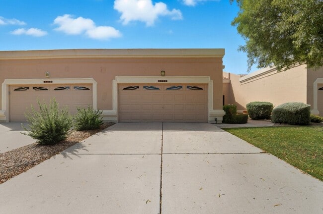 19412 N 85th Dr in Peoria, AZ - Building Photo - Building Photo