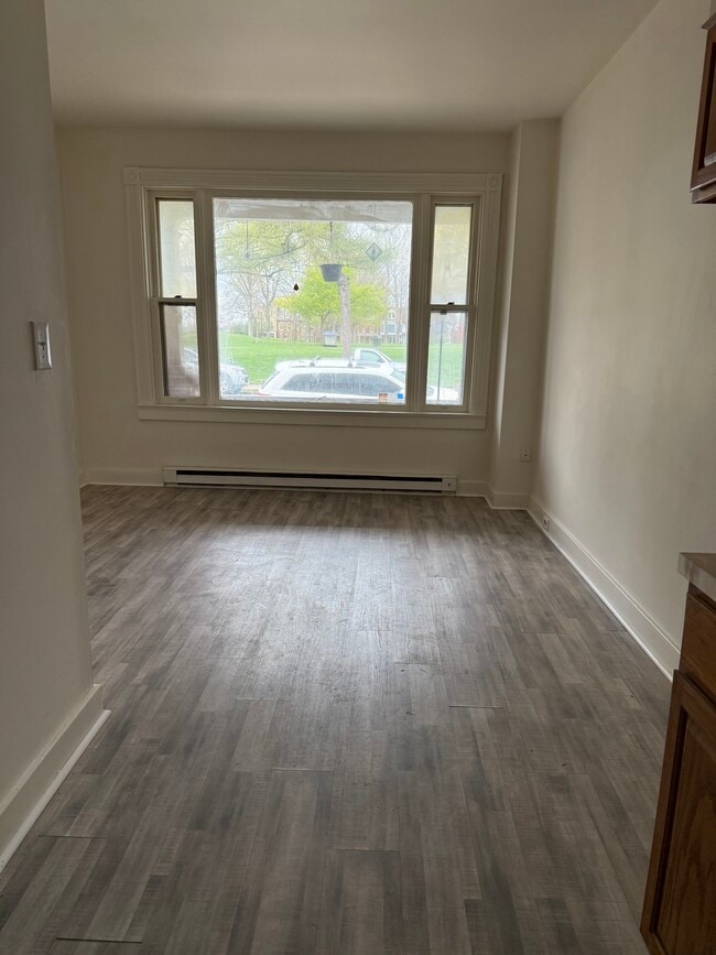 716 E King St, Unit 716 East King st