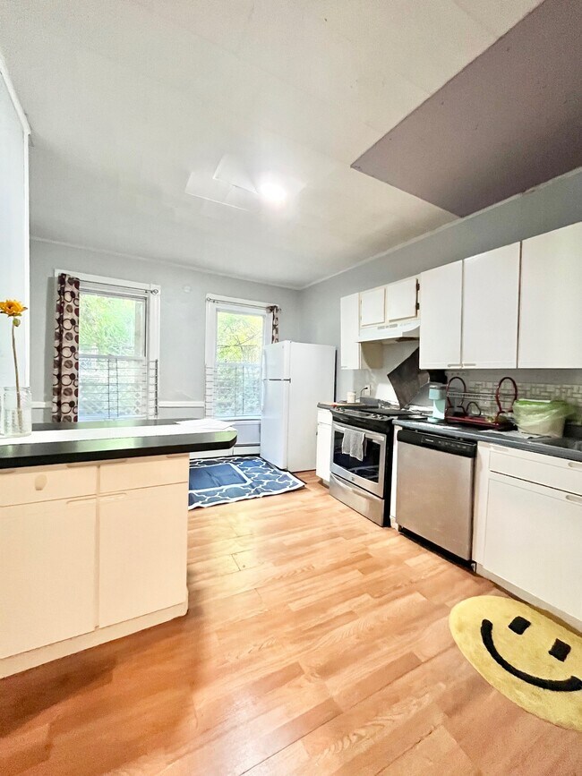 36 Calumet St, Unit 1