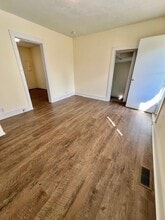 1849 N Johnston Ave in Springfield, MO - Building Photo - Building Photo