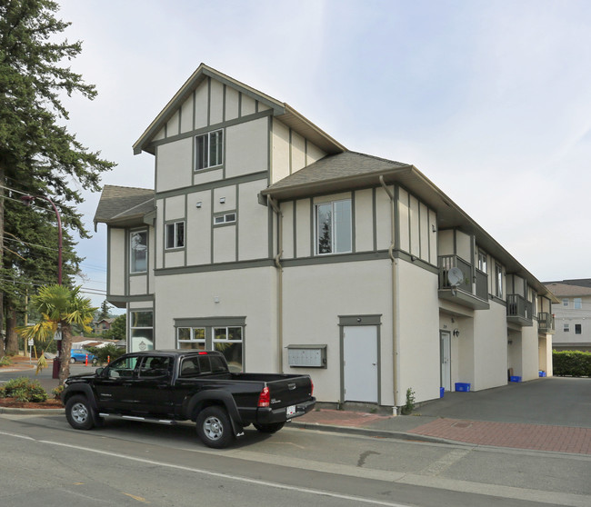 2849 Peatt Rd in Langford, BC - Building Photo - Building Photo