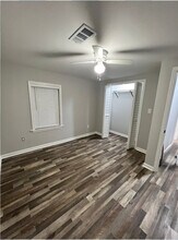 310 N Bank St in Lake Charles, LA - Building Photo - Building Photo