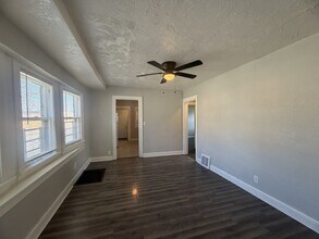 5801 Wabash Ave in Kansas City, MO - Building Photo - Building Photo