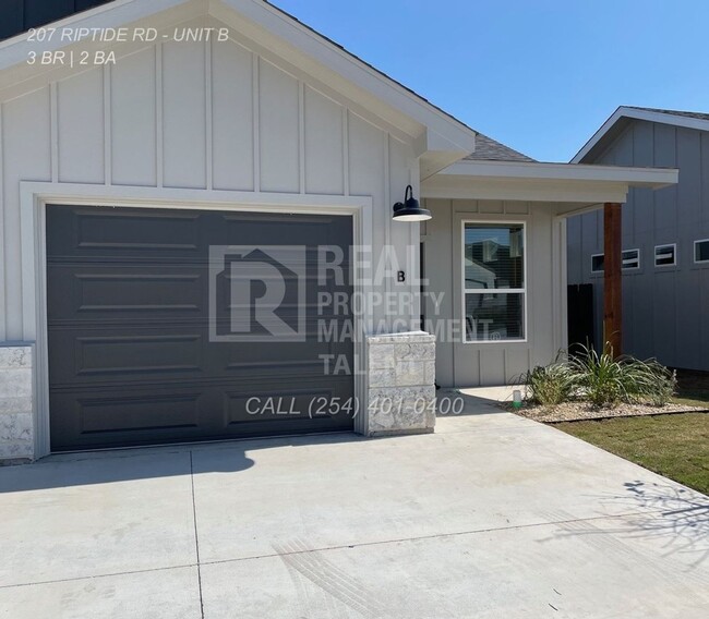property at 207 Riptide Rd