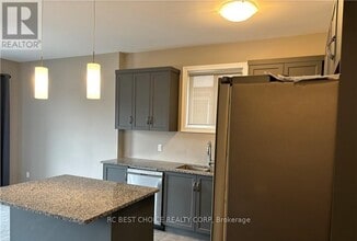 8088 Citation Rd in Niagara Falls, ON - Building Photo - Building Photo